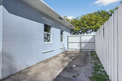 1240 Sharazad Blvd, Opa Locka, FL 33054 - Photo 28