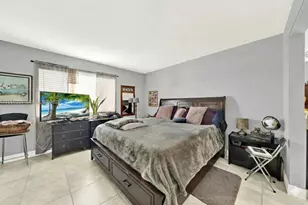 10810 NW 7th St, Miami, FL 33172 - Photo 10