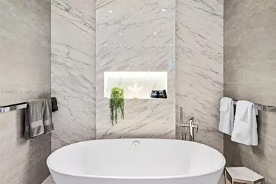 1000 S Pointe Dr #2802, Miami Beach, FL 33139 - Photo 22