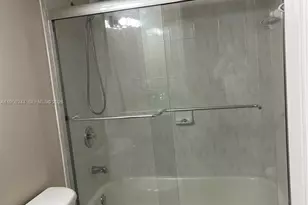 4785 SW 62nd Ave, Davie, FL 33314 - Photo 8