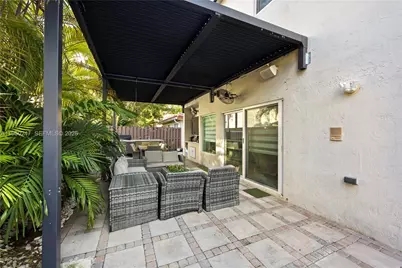 11243 NW 58th Ter #1, Doral, FL 33178 - Photo 6