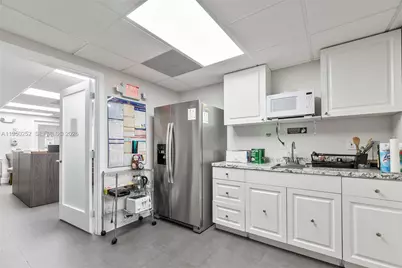 8360 W Flagler St #201, Miami, FL 33144 - Photo 12