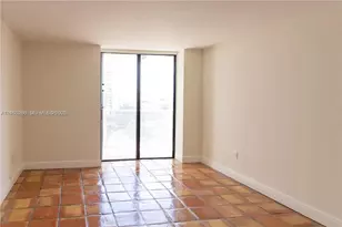 6423 Collins Ave, Miami Beach, FL 33141 - Photo 22