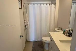 701 Brickell Key Blvd, Miami, FL 33131 - Photo 12