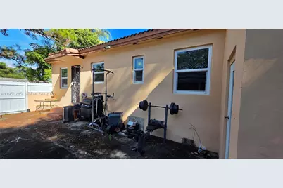 1210 Kasim St, Opa-Locka, FL 33054 - Photo 1