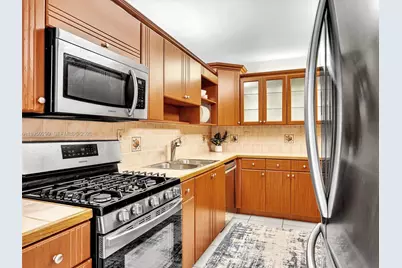 3140 S Ocean Dr #206, Hallandale Beach, FL 33009 - Photo 16