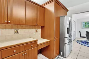 3140 S Ocean Dr, Hallandale Beach, FL 33009 - Photo 20