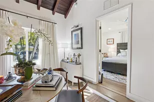 453 NE 89th St, El Portal, FL 33138 - Photo 10