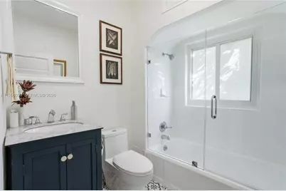 453 NE 89th St, El Portal, FL 33138 - Photo 24