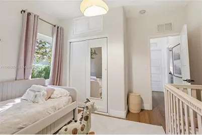 453 NE 89th St, El Portal, FL 33138 - Photo 22