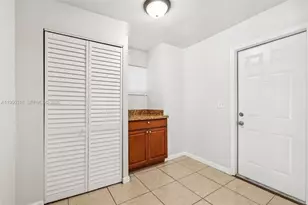 334 NW 12th Ave, Boca Raton, FL 33486 - Photo 8