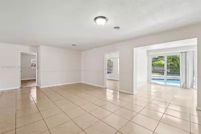334 NW 12th Ave, Boca Raton, FL 33486 - Photo 6