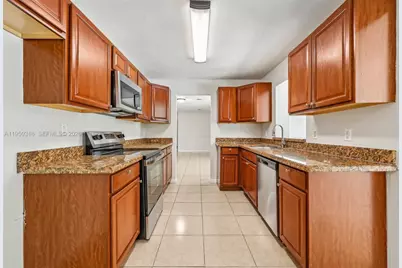 334 NW 12th Ave, Boca Raton, FL 33486 - Photo 10