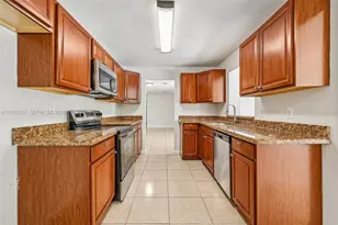 334 NW 12th Ave, Boca Raton, FL 33486 - Photo 10