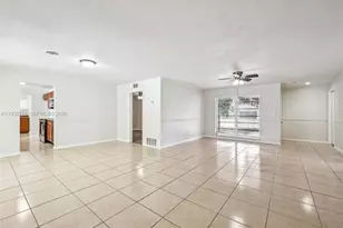334 NW 12th Ave, Boca Raton, FL 33486 - Photo 4