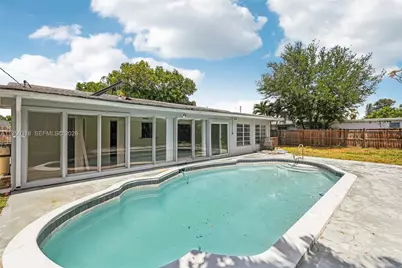 334 NW 12th Ave, Boca Raton, FL 33486 - Photo 34