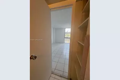 3675 N Country Club Dr #210, Aventura, FL 33180 - Photo 24