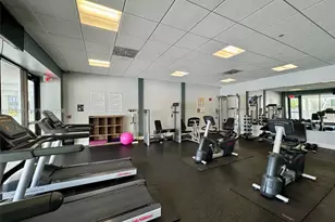 3675 N Country Club Dr, Aventura, FL 33180 - Photo 32