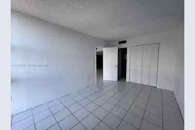 3675 N Country Club Dr #210, Aventura, FL 33180 - Photo 16