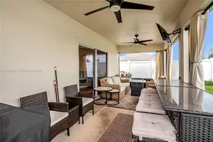 906 906 Swaying Sawgrass Ave Ruskin, Ruskin, FL 33570 - Photo 24