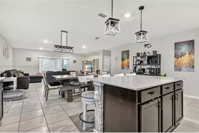 906 906 Swaying Sawgrass Avenue, Ruskin, Ruskin, FL 33570 - Photo 10