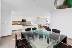 68 SE 6th St, Miami, FL 33131 - Photo 6