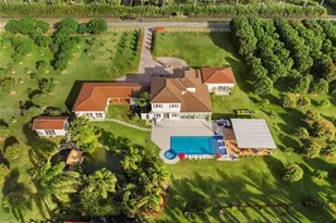 34650 SW 218th Ave, Homestead, FL 33034 - Photo 4