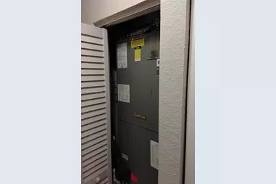 525 NW 15th Ter, Fort Lauderdale, FL 33311 - Photo 14