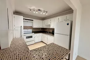 2771 Taft St, Hollywood, FL 33020 - Photo 8