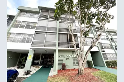 2771 Taft St #411, Hollywood, FL 33020 - Photo 2