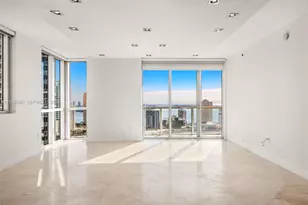 500 Brickell Ave, Miami, FL 33131 - Photo 2