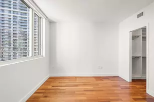 500 Brickell Ave, Miami, FL 33131 - Photo 20