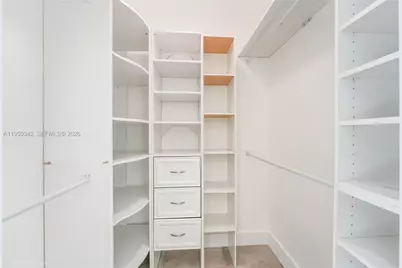 1634 SW 19th Ter #1634, Miami, FL 33145 - Photo 10