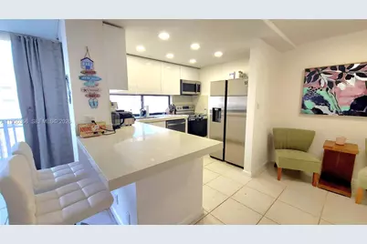 16909 N Bay Rd #806, Sunny Isles Beach, FL 33160 - Photo 6