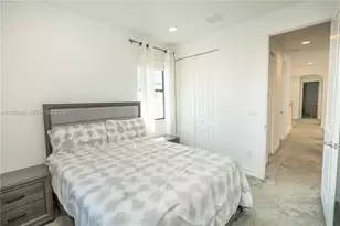 11824 SW 13th Ct, Pembroke Pines, FL 33025 - Photo 46