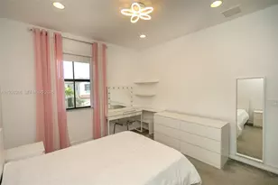 11824 SW 13th Ct, Pembroke Pines, FL 33025 - Photo 48