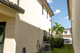 11824 SW 13th Ct, Pembroke Pines, FL 33025 - Photo 70