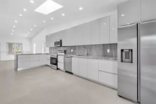 8394 SW 148th Ave, Miami, FL 33193 - Photo 4