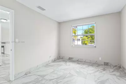 10738 N Saratoga Dr, Cooper City, FL 33026 - Photo 18