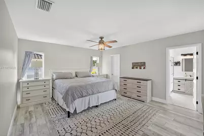 9090 NW 11th Ct, Plantation, FL 33322 - Photo 30