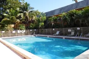 17255 SW 95th Ave, Palmetto Bay, FL 33157 - Photo 6