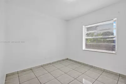 1498 NE 180th St #0, North Miami Beach, FL 33162 - Photo 16