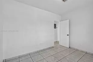 1498 NE 180th St, North Miami Beach, FL 33162 - Photo 20