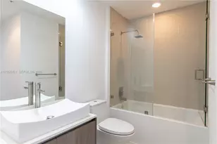 201 SW 17th Rd, Miami, FL 33129 - Photo 16
