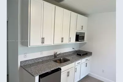 270 SW Tulip Blvd #1, Port Saint Lucie, FL 34953 - Photo 10