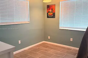 309 NW 15th St, Homestead, FL 33030 - Photo 14