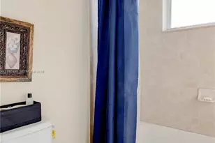 355 NE 31st Ave, Homestead, FL 33033 - Photo 32