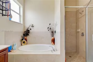 355 NE 31st Ave, Homestead, FL 33033 - Photo 44