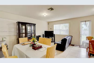 355 NE 31st Ave, Homestead, FL 33033 - Photo 10