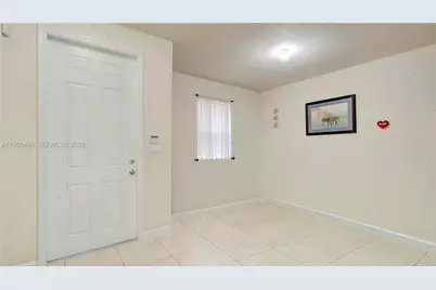 355 NE 31st Ave, Homestead, FL 33033 - Photo 6